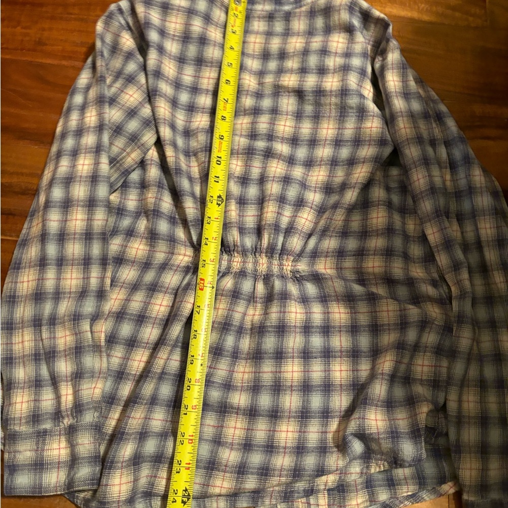 🪶 Carhartt‎ Women’s Plaid Button-Up Shirt (Size L) - Picture 7 of 9